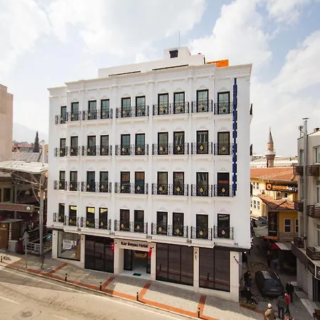 Kar Beyaz